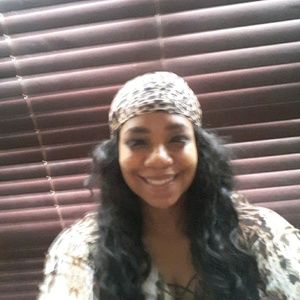 Meet your Posher, Lisa